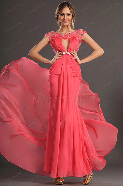 Fashion vestidos de noche Con cualquier de los vestidos cortos fashion podemos asistir a un cóctel de día o a una gala de noche, lo importante es que nos veremos bellas y elegantes. Otra de las ventajas de los vestidos cortos es que te da una apariencia fresca y atractiva al mismo tiempo que te permite sentirte cómoda.